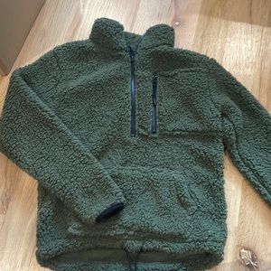 Adjustable Polyester Wool Green Half Zip, Medium